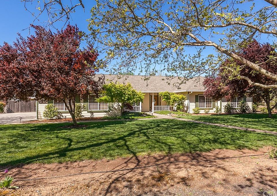 1st image of 11 Mimosa Ln