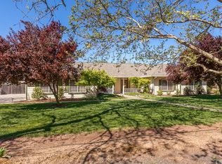11 Mimosa Ln, Chico, CA 95973