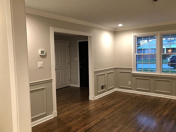 3rd image of 2817 Landon Dr