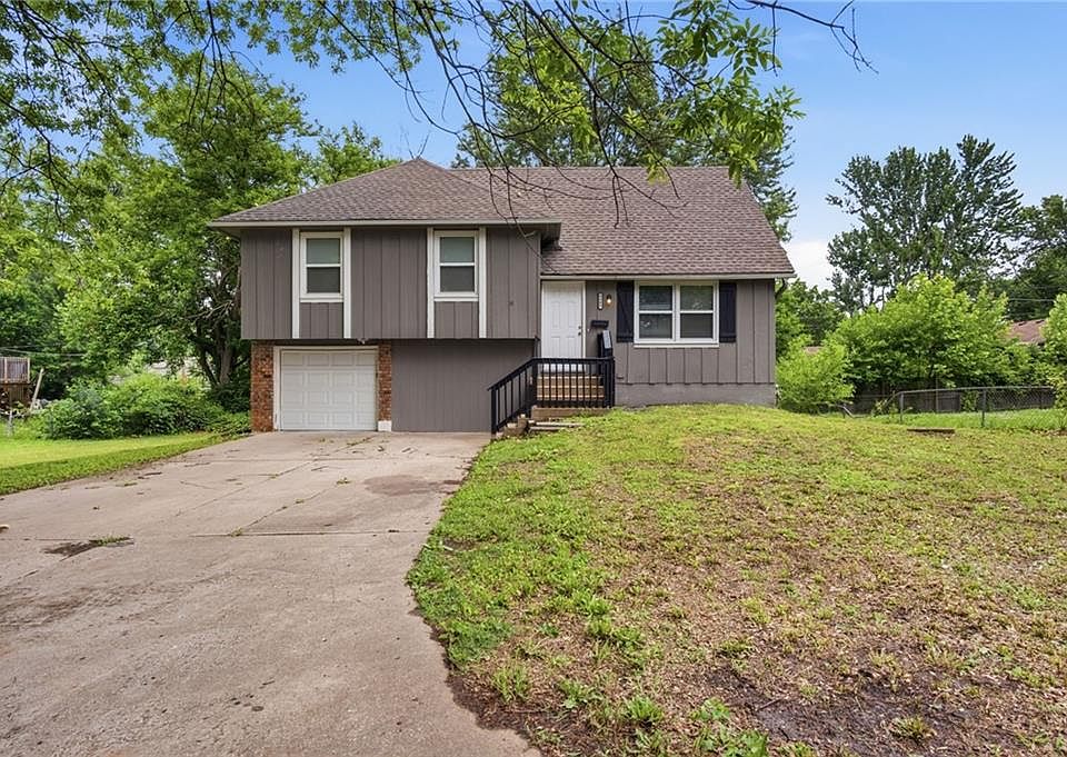 1st image of 8909 Stark Ave