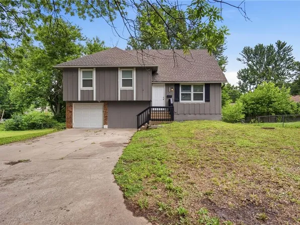 8909 Stark Ave, Kansas City, MO 64138