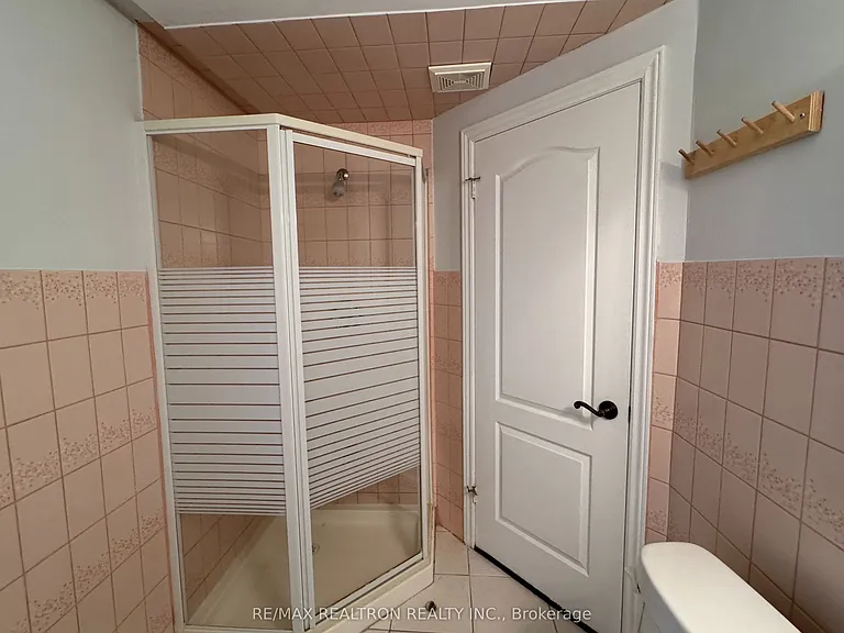 46 Thornbrook Ct #BASEMENT — Photo 17