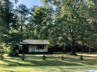 3466 Greenview Ave, Rainbow City, AL 35906