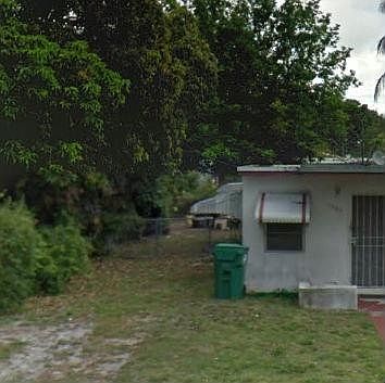2nd image of 15765 W Bunche Park Dr