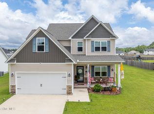 405 Silverstone Pl, Hubert, NC 28539