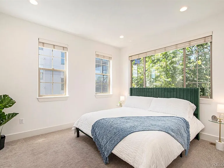 2357 E Iliff Ave — Photo 13