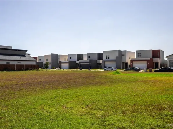 5208 Shalom Dr, Edinburg, TX 78539