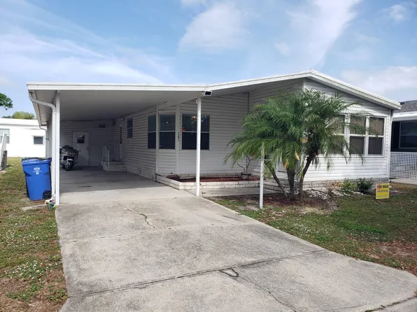 585 Sundrop Cir, Ruskin, FL 33570