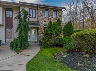 401 Heatherwood Dr, Media, PA 19063