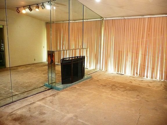 5th image of 343 Norwood Cir