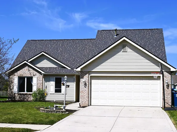 9523 Fenwick Ln, New Haven, IN 46774