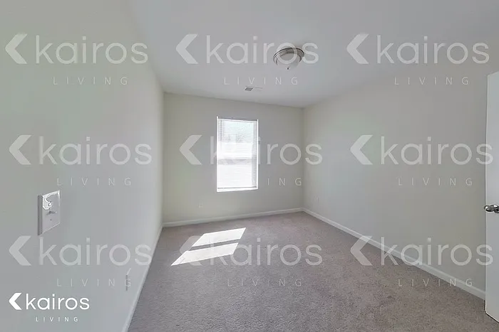 306 Foxtrot Trl — Photo 10