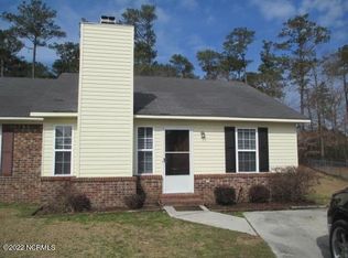 227 Live Oak Ct, Midway Park, NC 28544