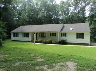 3946 S Fairway Dr, Powhatan, VA