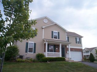 627 Cannon Dr, Geneva, IL 60134