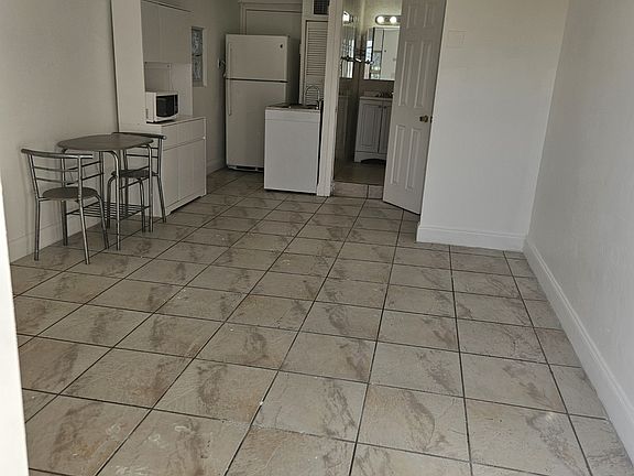 2nd image of 15604 NW 37th Ave