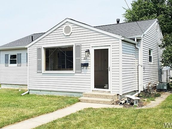 2nd image of 219 E High St
