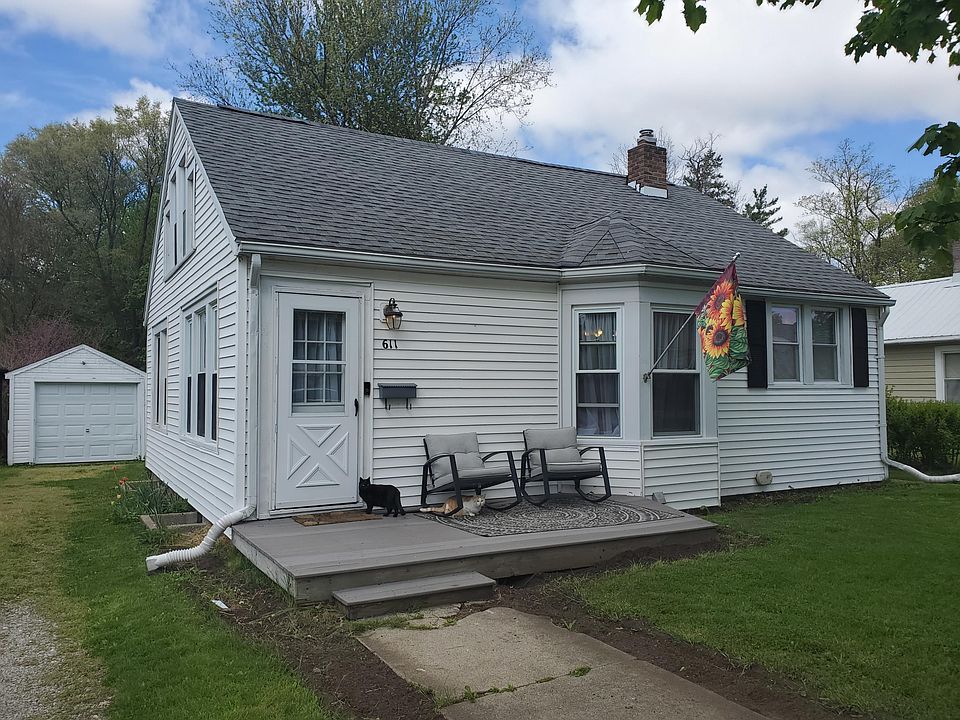 1st image of 611 Wilson Ave