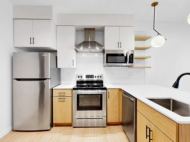 CityLine — Photo 33
