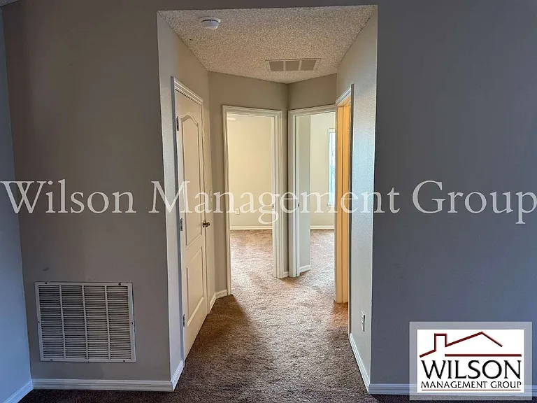 4944 Waterside Pointe Cir — Photo 27