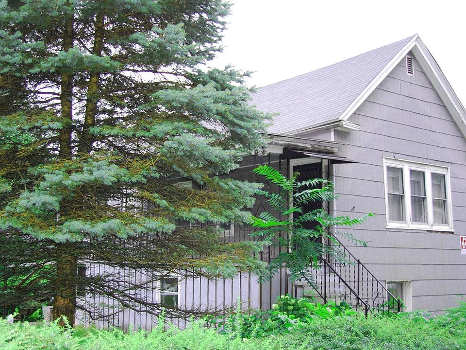 1st image of 119 Mann Ave
