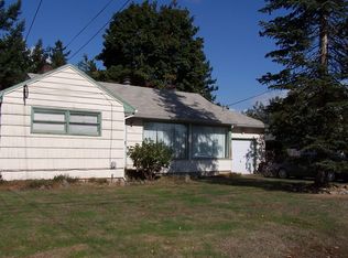18957 NE Couch St, Portland, OR 97230