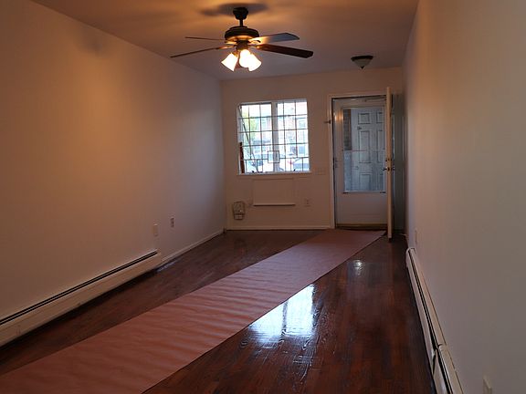 2nd image of 46 Bay 14th St #1