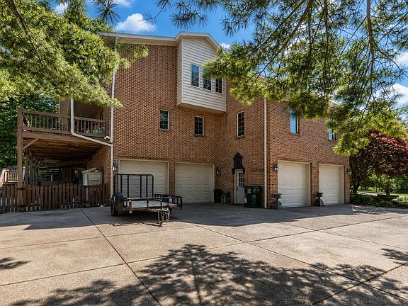 4th image of 10348 Oglesby Dr