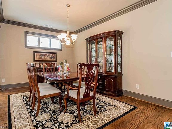3rd image of 786 Highland Manor Ct