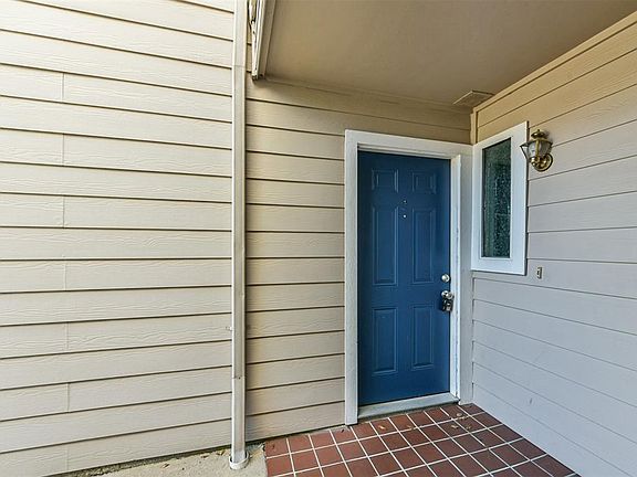 2nd image of 14911 Wunderlich Dr APT 1201