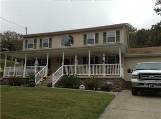 418 Galen Dr, Charleston, WV 25302