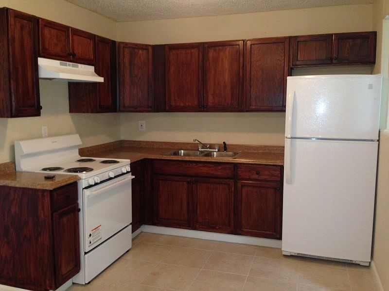 2nd image of 6545 SW 19th St