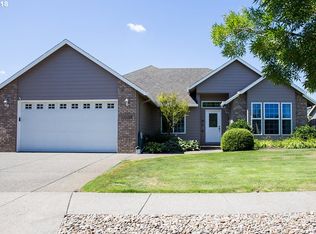 11620 Filbert Dr, Oregon City, OR 97045