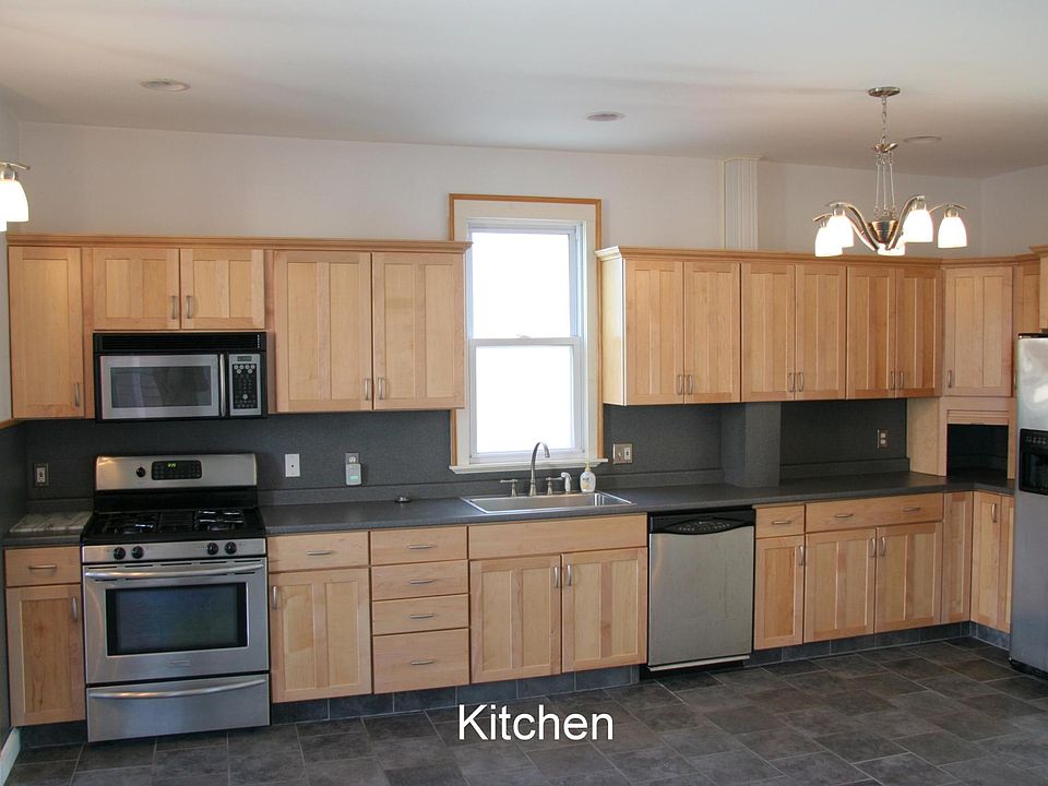 Kitchen/ Dining