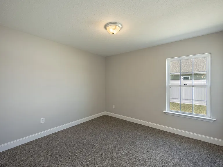 7020 White Pine Ave — Photo 12