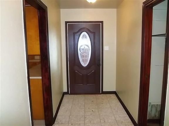 2nd image of 225 Wren Way