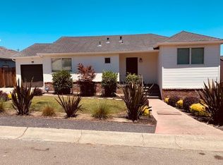 1520 Alturas Dr, Burlingame, CA 94010
