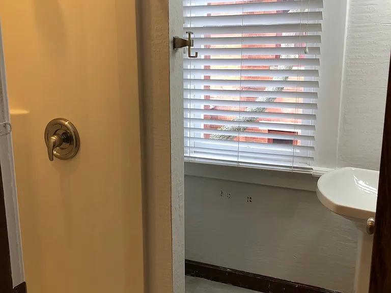 King Ave 194 CR — Photo 10