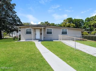 5746 Techwood Dr, Jacksonville, FL 32277