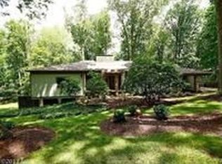 2306 Velvet Ridge Dr, Owings Mills, MD 21117