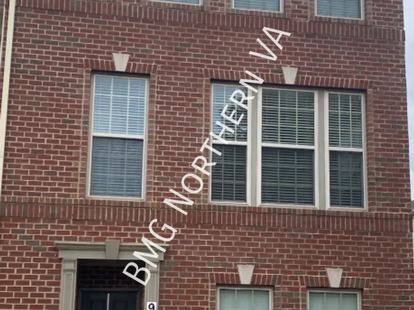9220 Prescott Ave, Manassas, VA 20110