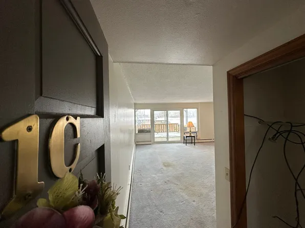 201 Evergreen St #1-1C, Vestal, NY 13850