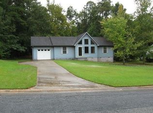 50 S Robin Ln, Newnan, GA 30263