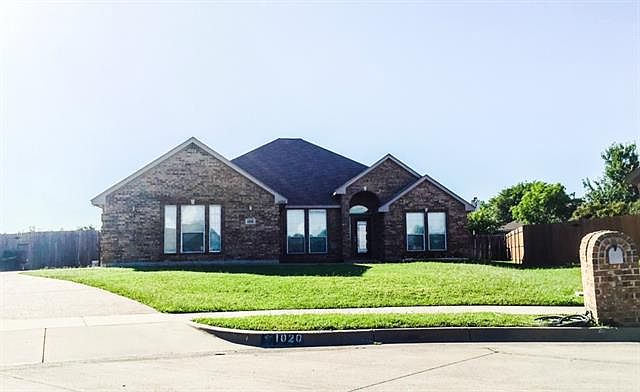 1st image of 1020 Greenbriar Ct