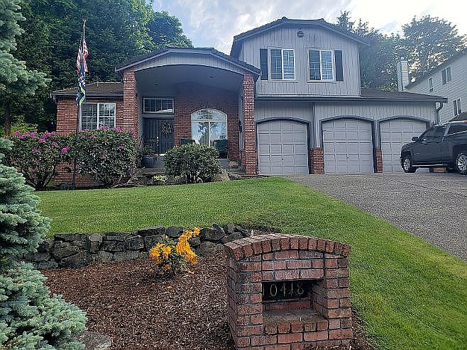 1st image of 10418 23rd Street Ct E