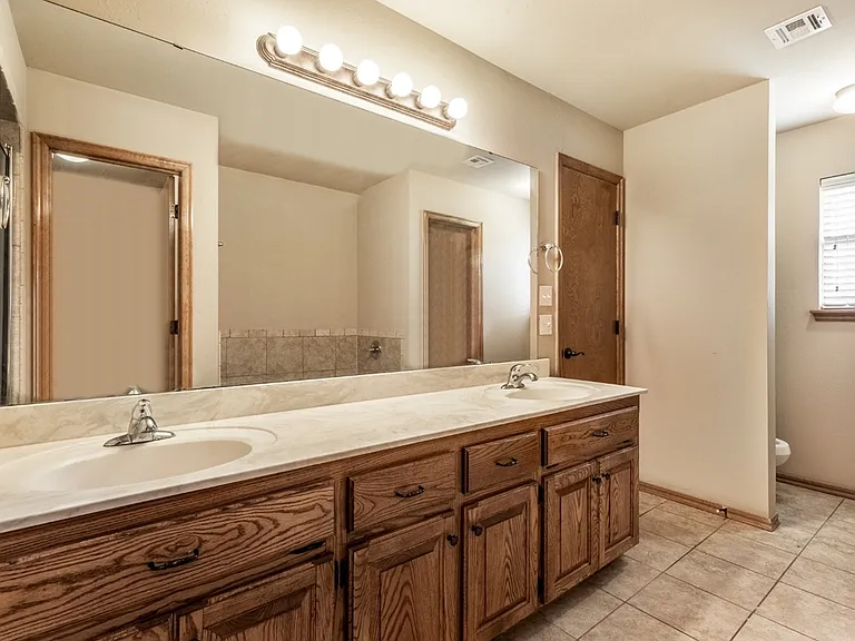8205 Hillers Rd — Photo 28