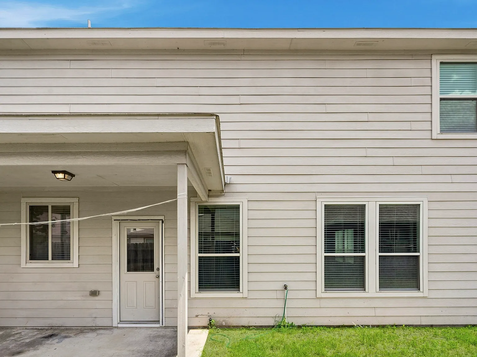 Auburn Dusk Drive (14603) - S - 1 — Photo 4