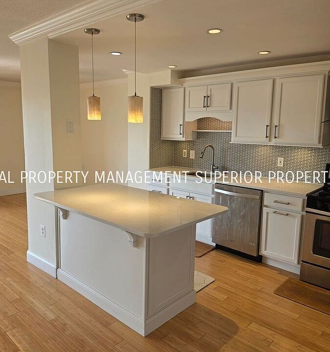 1st image of 801 Yale Ave APT 1117