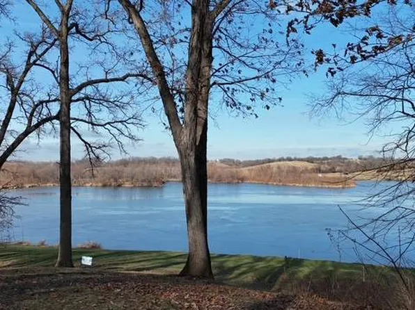 14585 W Bay Ct, Moravia, IA 52571