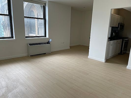 3rd image of 1 West St APT 3417
